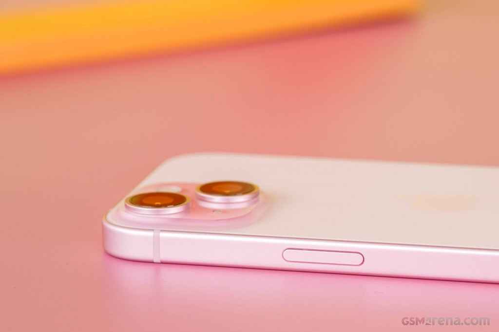 Apple iPhone 15 128GB 5G - Double Deal
