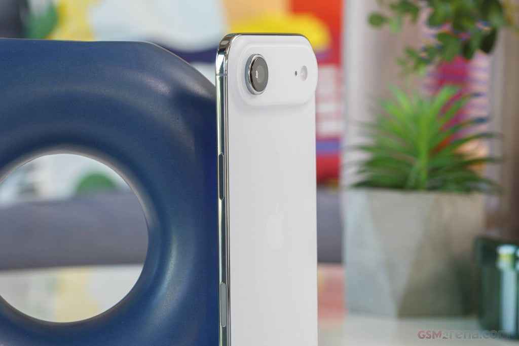 iPhone Air (eSIM only) 1TB 5G
